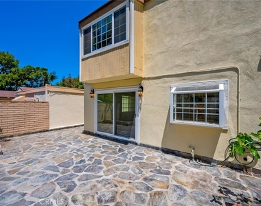 53 Willow Tree Ln - Photo Thumbnail 48