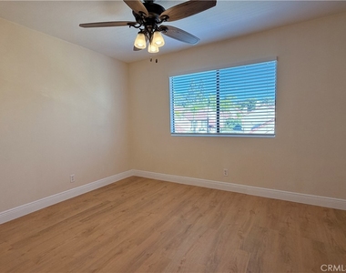 21172 Serra Vista - Photo Thumbnail 29