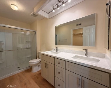 21172 Serra Vista - Photo Thumbnail 22