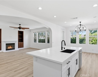1044 Palmetto - Photo Thumbnail 4