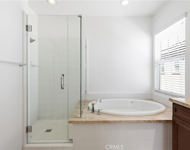 1044 Palmetto - Photo Thumbnail 20