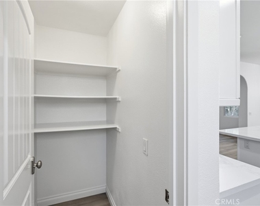 1044 Palmetto - Photo Thumbnail 13