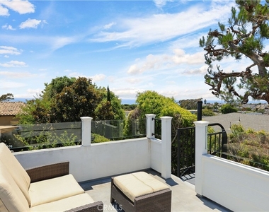 527 Seaward Road - Photo Thumbnail 52