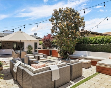 527 Seaward Road - Photo Thumbnail 26