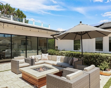 527 Seaward Road - Photo Thumbnail 25