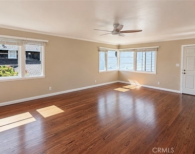 3708 1/2 Ocean Boulevard - Photo Thumbnail 3