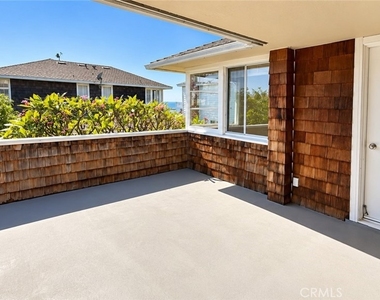 3708 1/2 Ocean Boulevard - Photo Thumbnail 8