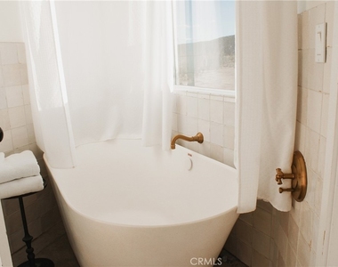 1674 Mason Dixon - Photo Thumbnail 8