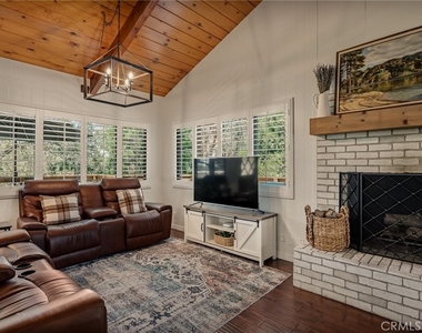 374 Dunant - Photo Thumbnail 53