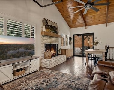 374 Dunant - Photo Thumbnail 40