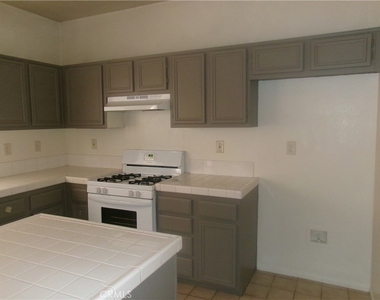 13369 Baylor Drive - Photo Thumbnail 11