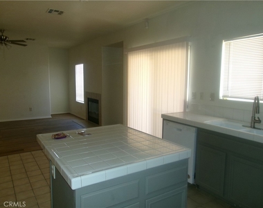 13369 Baylor Drive - Photo Thumbnail 12