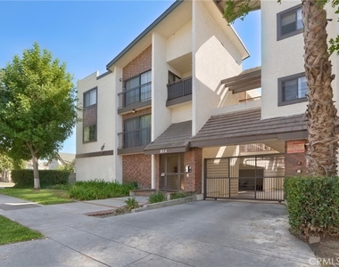 814 E Windsor Road - Photo Thumbnail 1