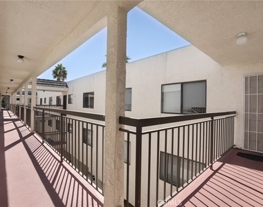 814 E Windsor Avenue - Photo Thumbnail 24