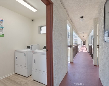 814 E Windsor Avenue - Photo Thumbnail 27