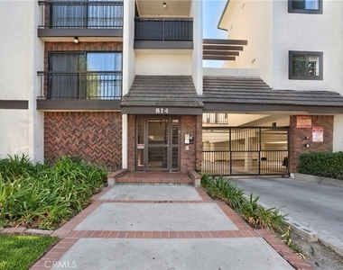 814 E Windsor Avenue - Photo Thumbnail 30