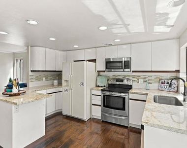25 Tareyton Ct - Photo Thumbnail 17
