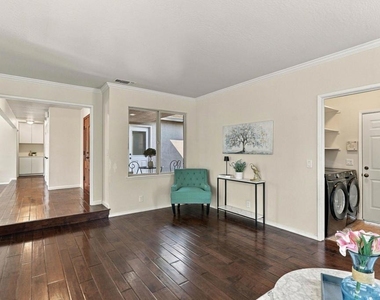 25 Tareyton Ct - Photo Thumbnail 11