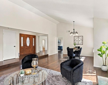 25 Tareyton Ct - Photo Thumbnail 9