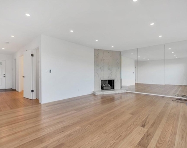 5945 Girvin Dr - Photo Thumbnail 5