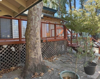 356 Adams Way - Photo Thumbnail 9