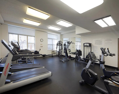 East 2nd Street - Photo Thumbnail 6