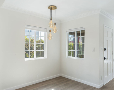 8791 Cadillac Avenue - Photo Thumbnail 13