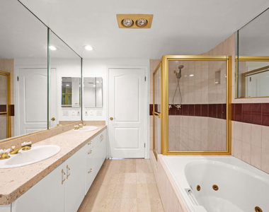 10555 Ashton Avenue - Photo Thumbnail 13
