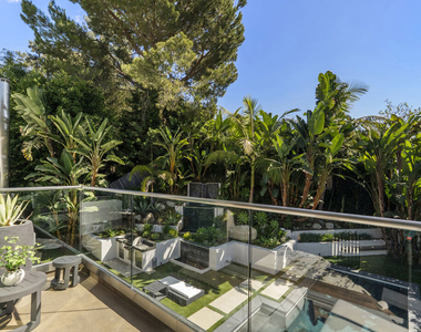 8538 Eastwood Road - Photo Thumbnail 17