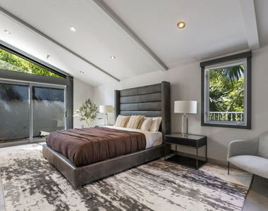 8538 Eastwood Road - Photo Thumbnail 22