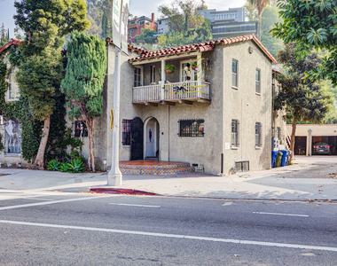1492 Silver Lake Boulevard - Photo Thumbnail 18