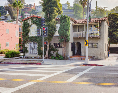 1492 Silver Lake Boulevard - Photo Thumbnail 20