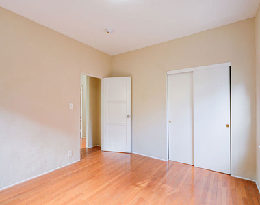 1492 Silver Lake Boulevard - Photo Thumbnail 13