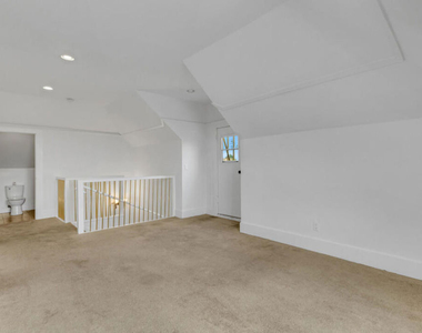 1492 W 28th Street - Photo Thumbnail 27