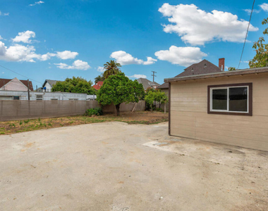 1492 W 28th Street - Photo Thumbnail 37