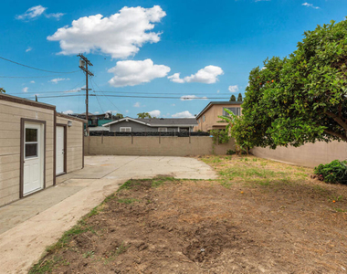 1492 W 28th Street - Photo Thumbnail 40