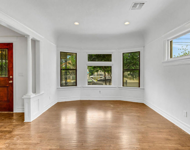 1492 W 28th Street - Photo Thumbnail 9