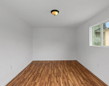 1492 W 28th Street - Photo Thumbnail 35