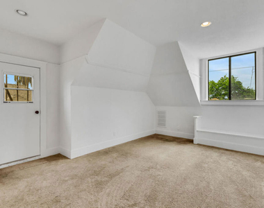 1492 W 28th Street - Photo Thumbnail 26