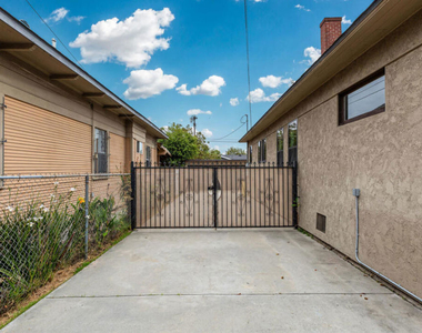 1492 W 28th Street - Photo Thumbnail 41