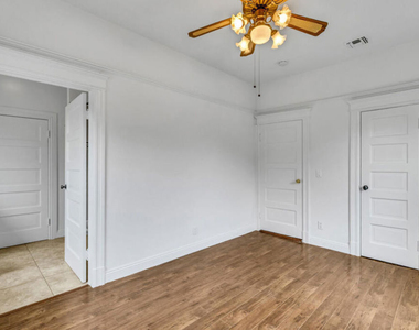1492 W 28th Street - Photo Thumbnail 18