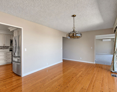 4238 Mesa Street - Photo Thumbnail 18