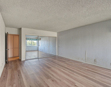 4238 Mesa Street - Photo Thumbnail 38