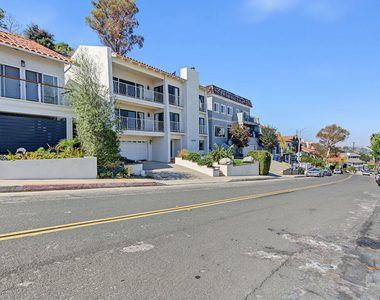 4238 Mesa Street - Photo Thumbnail 52