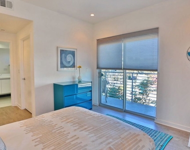 11776 Idaho Avenue - Photo Thumbnail 16