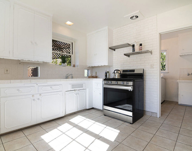 3646 Stoner Avenue - Photo Thumbnail 11