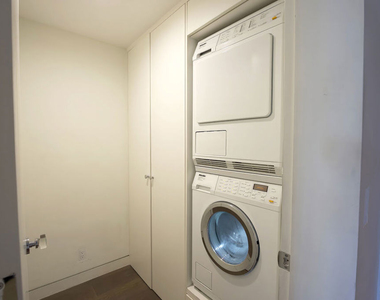 838 N Doheny Drive - Photo Thumbnail 7