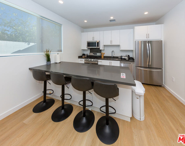 5992 Sawyer Street - Photo Thumbnail 6