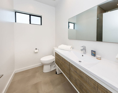 5992 Sawyer Street - Photo Thumbnail 16