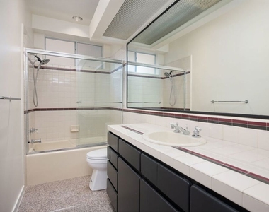 1927 Glendon Avenue - Photo Thumbnail 21